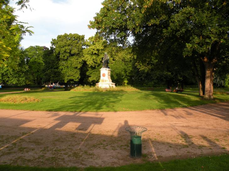  statue de Colbert